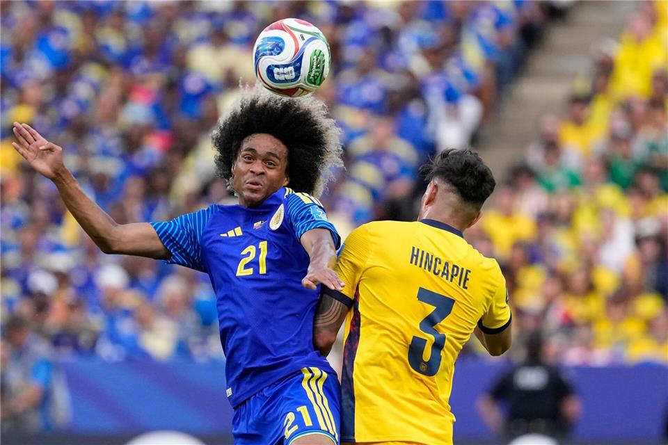 Der frühere Bremer Tahith Chong wehrte sich mit Curaçao tapfer. Charlie Riedel/AP/dpa