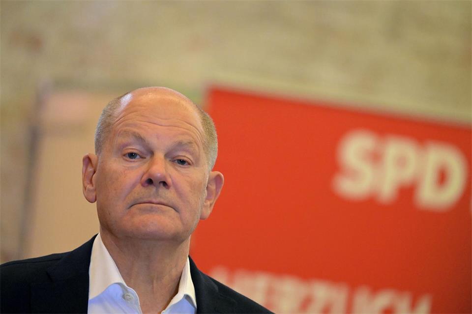 Der frühere Bundeskanzler Olaf Scholz (SPD) äußert sich zu der Lage nach der Abgeordnetenhauswahl in Berlin. (Archivbild)Michael Bahlo/dpa