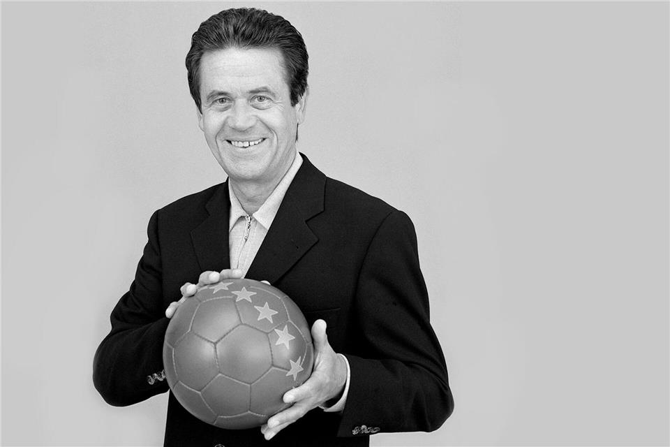 Der frühere Sportreporter Klaus Schwarze ist tot.Klaus Görgen/WDR/dpa