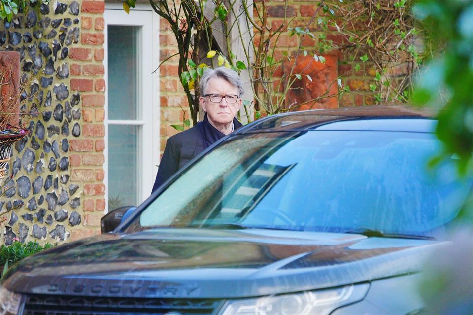 Der frühere britische Botschafter in den USA Peter Mandelson geriet wegen seiner Beziehung zum verstorbenen US-Multimillionär in den Fokus von Ermittlungen. (Archivfoto)Ben Birchall/PA Wire/dpa