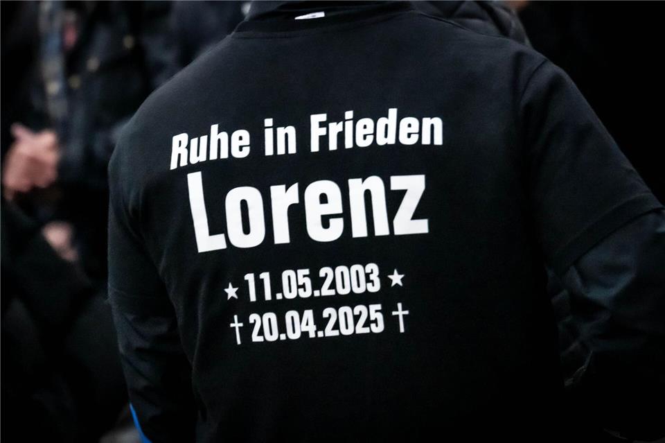 Der gewaltsame Tod von Lorenz hat viele Menschen erschüttert. Nun kommt es zu einem Gerichtsverfahren. (Archivbild)Sina Schuldt/dpa