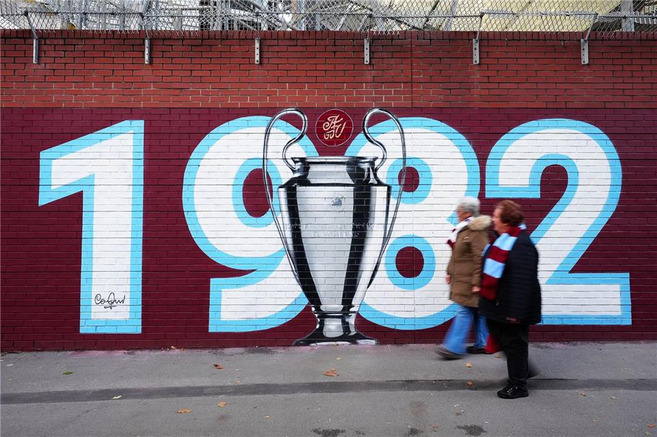 Der größte Triumph in der Vereinsgeschichte von Aston Villa war der Sieg im Europapokal der Landesmeister 1982 gegen den FC Bayern. (Archivbild)David Davies/PA Wire/dpa