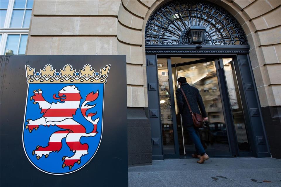 Der hessische Verwaltungsgerichtshof (VGH) in Kassel bestätigte eine Entscheidung des Frankfurter Verwaltungsgerichts. (Symbolbild)Swen Pf�rtner/dpa