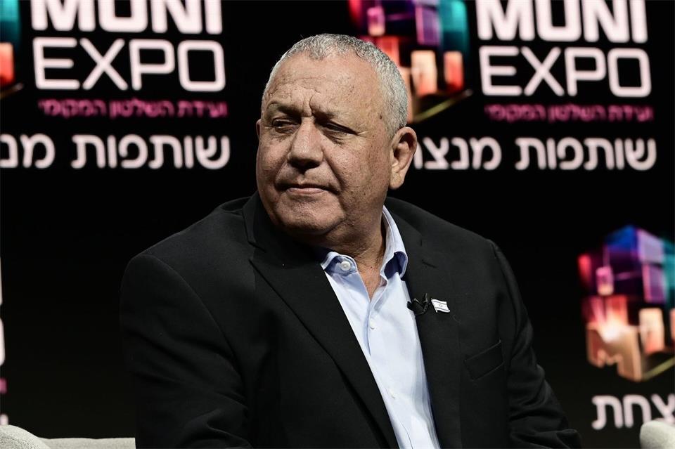 Der israelische Politiker Gadi Eisenkot bei einer Konferenz in Tel Aviv. (Archivbild)Tomer Neuberg/Jna Press/Nexpher via ZUMA Press Wire/dpa
