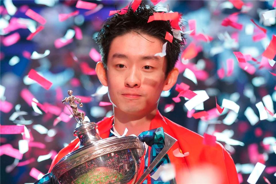 Der junge Chinese Wu Yize ist neuer Weltmeister im Snooker.Ian Hodgson/AP/dpa