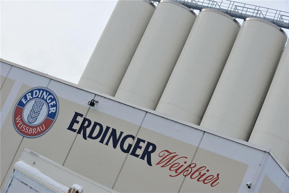 Der langjährige Chef der Erdinger Weißbräu, Werner Brombach, ist einer Mitteilung des Unternehmens zufolge im Alter von 86 Jahren gestorben.Andreas Gebert/dpa