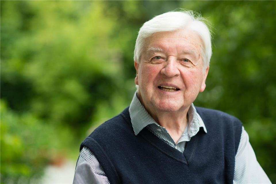 Der langjährige bayerische Kultusminister Hans Maier (CSU), hier kurz vor seinem 85. Geburtstag, ist im Alter von 94 Jahren gestorben. (Archivbild)picture alliance / dpa