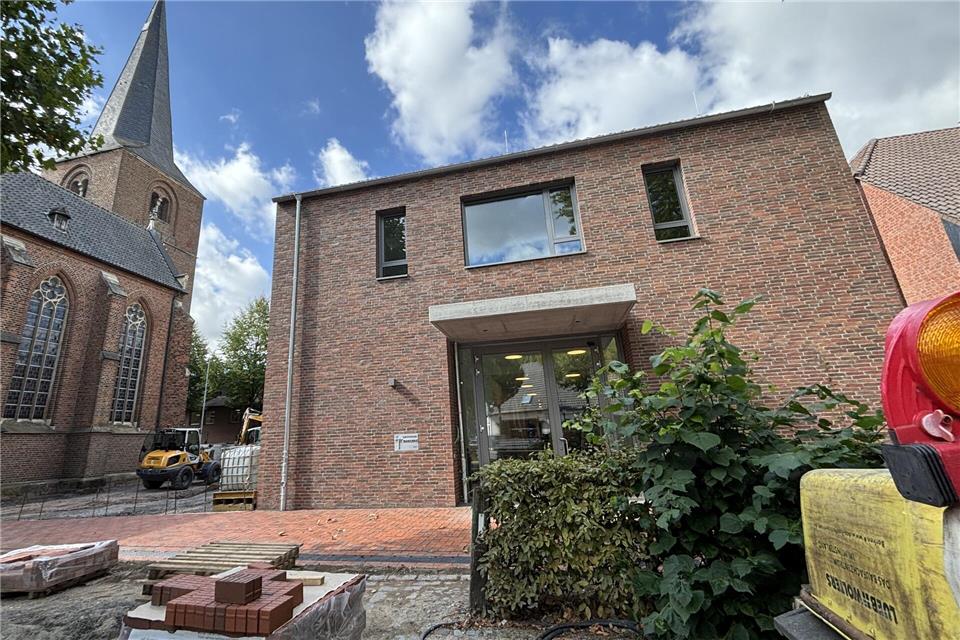 Neuer Raesfelder Rat nimmt seine Arbeit auf Der neu gewählte Rat trifft sich im großen Saal des Dorfgemeinschaftshauses Martinus zu seiner konstituierenden Sitzung.