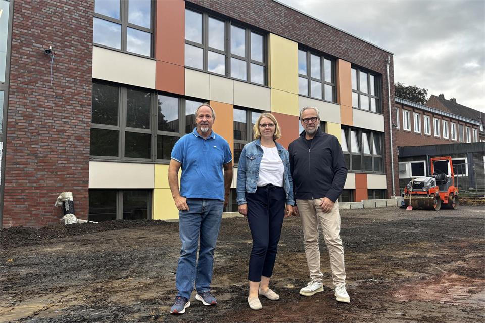 Der neue Anbau der Remigius-Grundschule ist pünktlich zum Start des neuen Schuljahres fertig geworden.