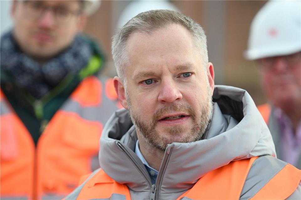 Der neue BVG-Vorstand Marc Hermann verantwortete zuletzt den Bau des neuen ICE-Instandhaltungswerks in Cottbus. (Archivbild)Soeren Stache/dpa