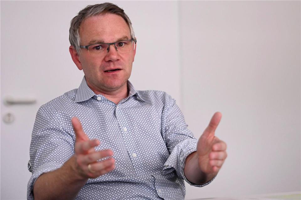 Der neue Bürgerbeauftragte Martin Haller wird auch zu Klimawandelfolgen gefragt. Jennifer Brückner/dpa