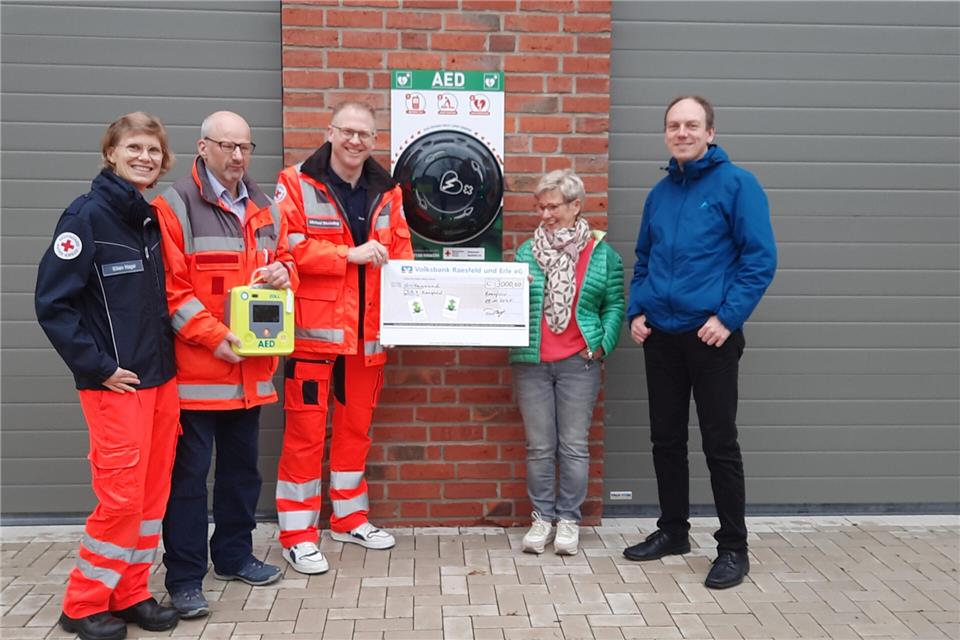 Der neue Defi wurde am Haus der Vereine installiert.