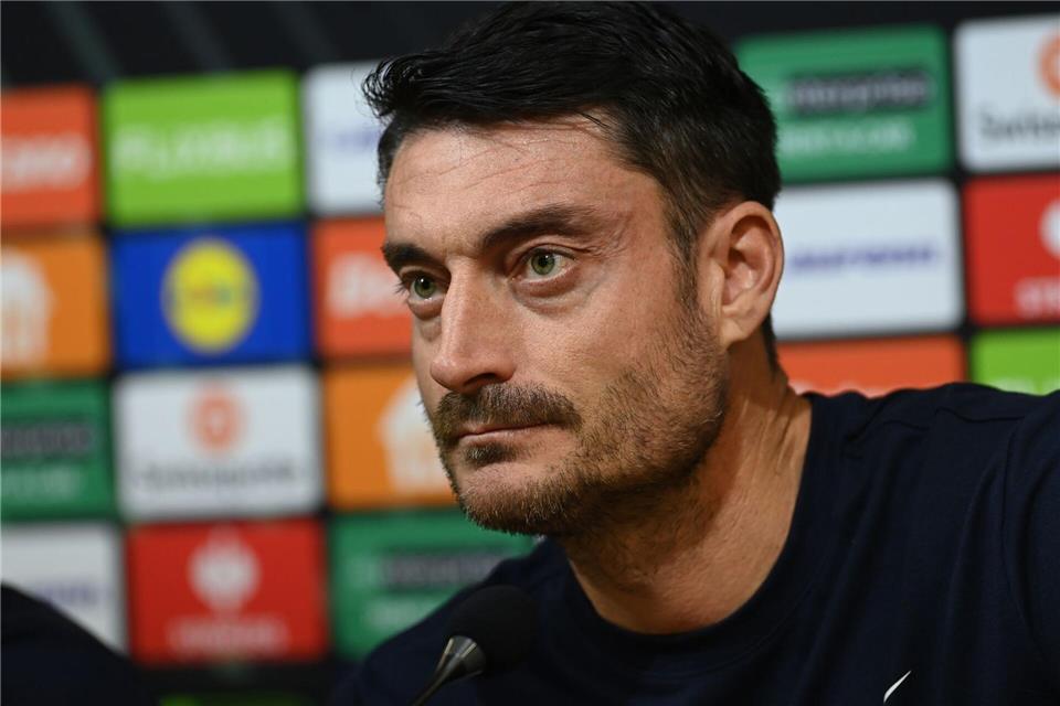 Der neue Eintracht-Trainer Albert Riera nimmt am Montag seine Arbeit in Frankfurt auf. (Archibild)Ludek Perina/Zuma Press/dpa