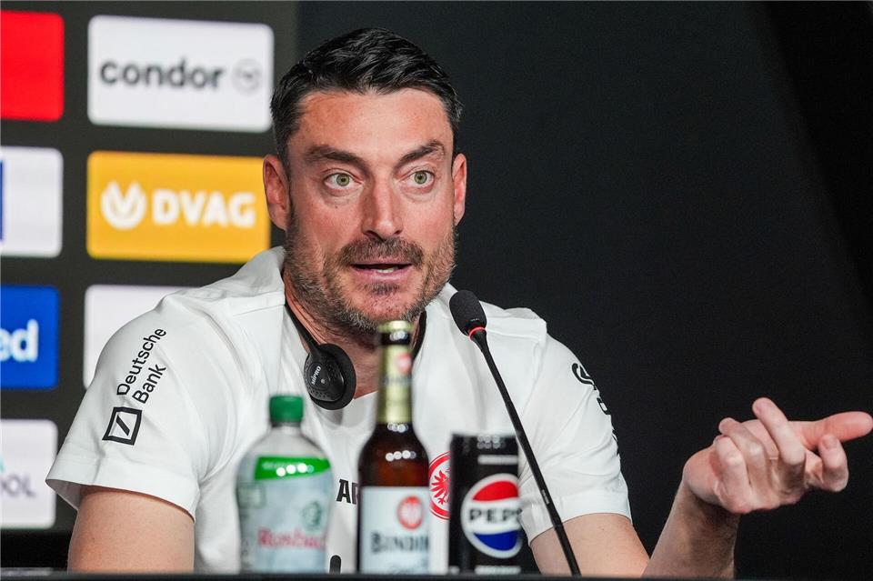 Der neue Frankfurt-Trainer Albert Riera. Marc Schüler/dpa