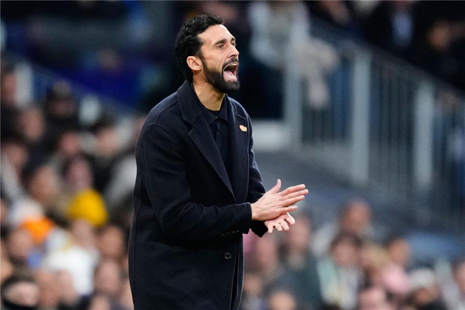 Der neue Real-Trainer Álvaro Arbeloa durfte sich über den ersten Sieg mit Real Madrid freuen.Jose Breton/AP/dpa