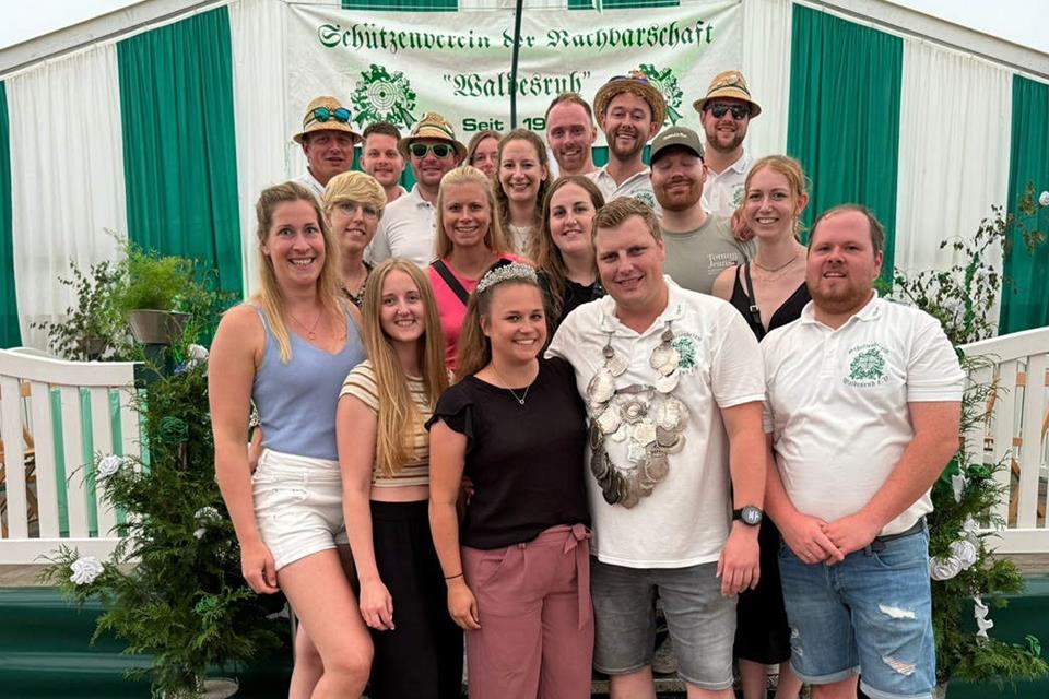 Der neue Thron der Nachbarschaft Waldesruh.