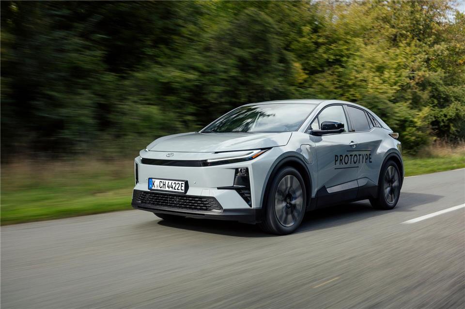 Der neue Toyota C-HR+ startet als reines Elektroauto und ist voraussichtlich ab Frühjahr 2026 erhältlich.Lukas Wagneter/Toyota/dpa-tmn