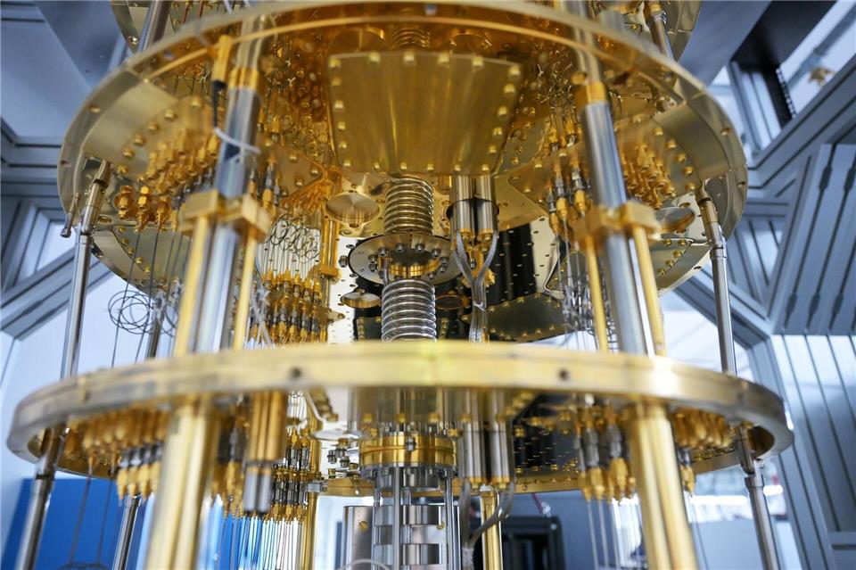 Der neue europäische Quantencomputer Euro-Q-Exa - hier das Vorgängermodell - soll Deutschland und Europa eine Spitzenposition in dieser Technik sichern. Malin Wunderlich/dpa