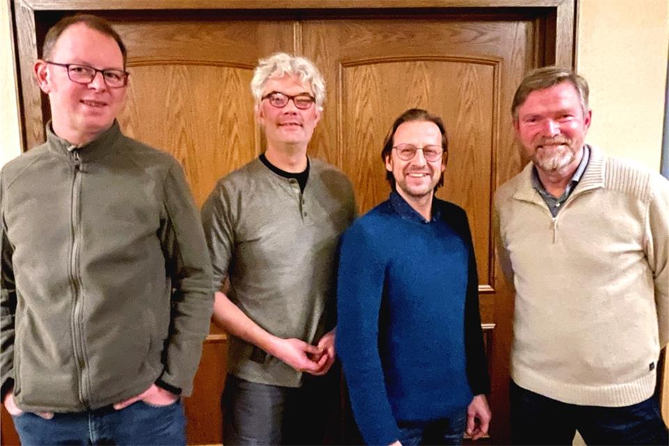 Der neugewählte Vorstand des Grünen-Ortsverbands (v.l.): Beisitzer Henry Tünte, Kassierer Holger Lordieck, der stellvertretende Vorsitzende Boris Hudournik und der Vorsitzende Norbert Brömmel.