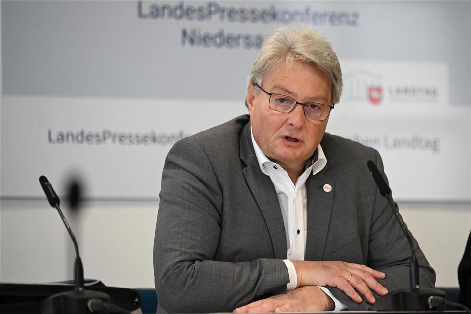 Der niedersächsische SoVD-Vorstandschef Swinke bei der Vorstellung des Schwarzbuchs.Shireen Broszies/dpa