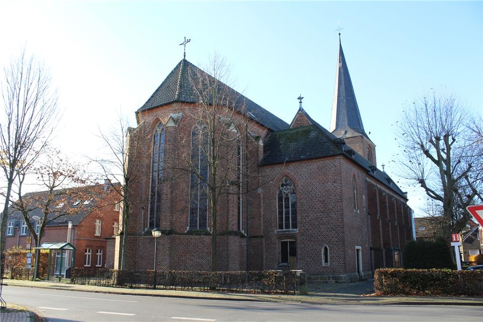 Der nun beurlaubte Priester hat auch mal in Raesfeld gearbeitet.