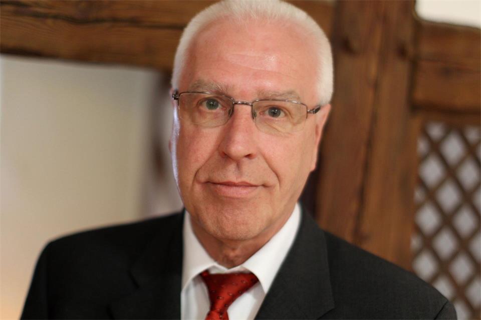 Der nun gestorbene Lothar Schmelz war von 2002 bis 2013 Kurator des Evangelischen Augustinerklosters zu Erfurt. (Archivbild) picture alliance / dpa