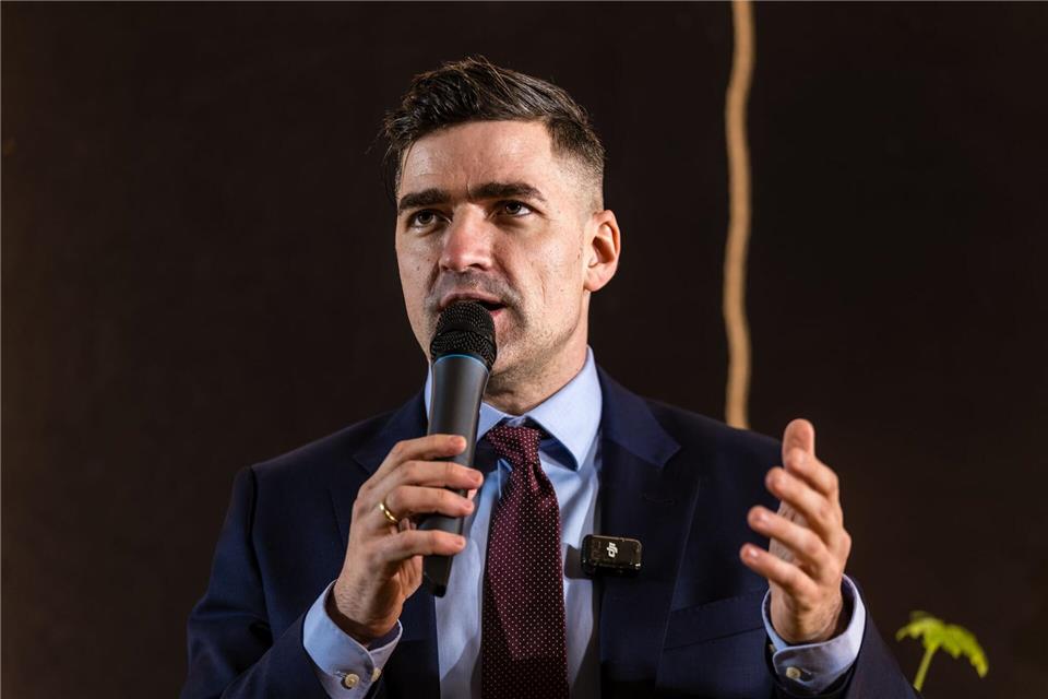 Der österreichische Identitäre Martin Sellner fordert immer wieder eine Remigration im großen Stil. Frank Hammerschmidt/dpa