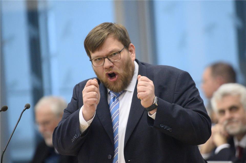 Der parlamentarische Geschäftsführer der FDP-Fraktion, Guido Kosmehl, sagte, er habe von der AfD nichts zum Thema Aufklärung, Transparenz oder Reue gehört.Klaus-Dietmar Gabbert/dpa