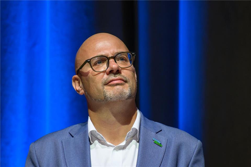 Der parteilose Kandidat Axel Strasser geht bei der Oberbürgermeisterwahl in Frankfurt (Oder) in die Stichwahl (Archivbild).Patrick Pleul/dpa