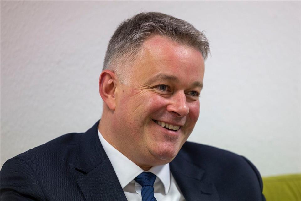 Der rheinland-pfälzische CDU-Chef Schnieder will Ministerpräsident werden und hat schon Ideen für einen Zuschnitt der Ministerien. Helmut Fricke/dpa