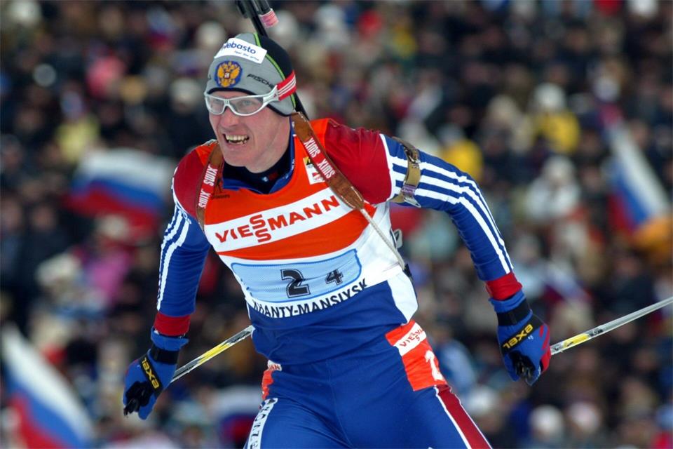Der russische Biathlet Sergej Tschepikow ist mit 59 Jahren gestorben. (Archivbild)Sergei Chirikov/epa/dpa/dpa