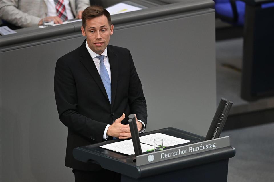 Der sächsische CDU-Politiker Florian Oest fordert nach der Diskussion um Bundestagsfraktionschef Jens Spahn von seiner Partei eine Neuausrichtung. (Archivbild)Markus Lenhardt/dpa