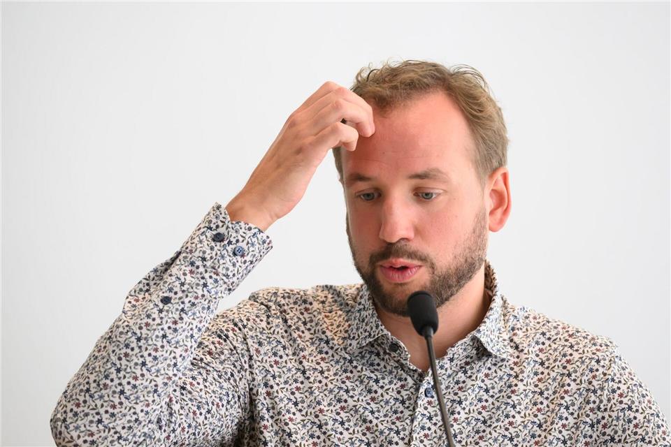 Der sächsische GEW-Chef Burkhard Naumann sieht die sächsische Bildungspolitik in einer schweren Krise.Robert Michael/dpa