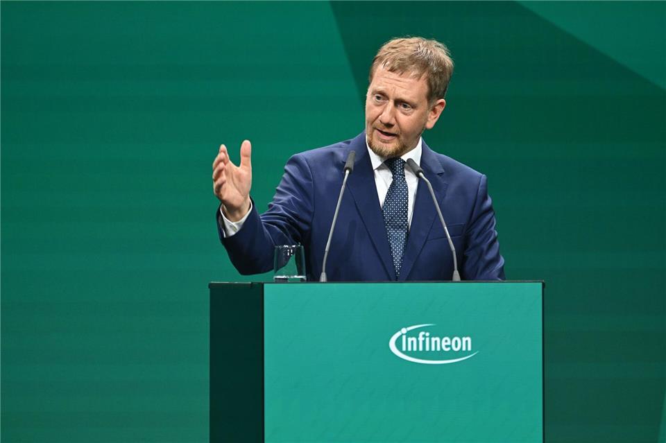 Der sächsische Ministerpräsident Michael Kretschmer verlangt mehr Anstrengungen im internationalen Wettbewerb. Robert Michael/dpa