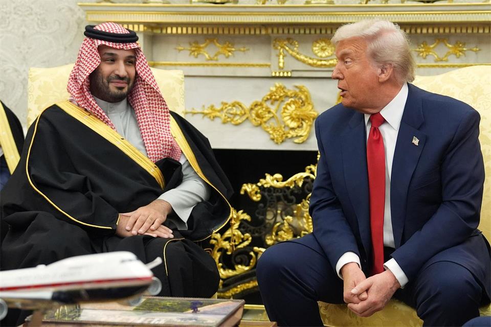 Der saudische Kronprinz bat Trump bisher vergeblich um mehr Unterstützung. (Archivbild)Evan Vucci/AP/dpa