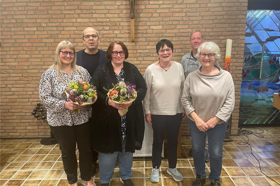Der scheidende und neue Vorstand des Fördervereins „Glocke e.V.“: (v.l.) Heidi Bergmann, Christoph Stephan, Melanie Schulte gen. Geldermann, Bruni Gutberlet, Heinz Schmitte und Margrit Mittmann.