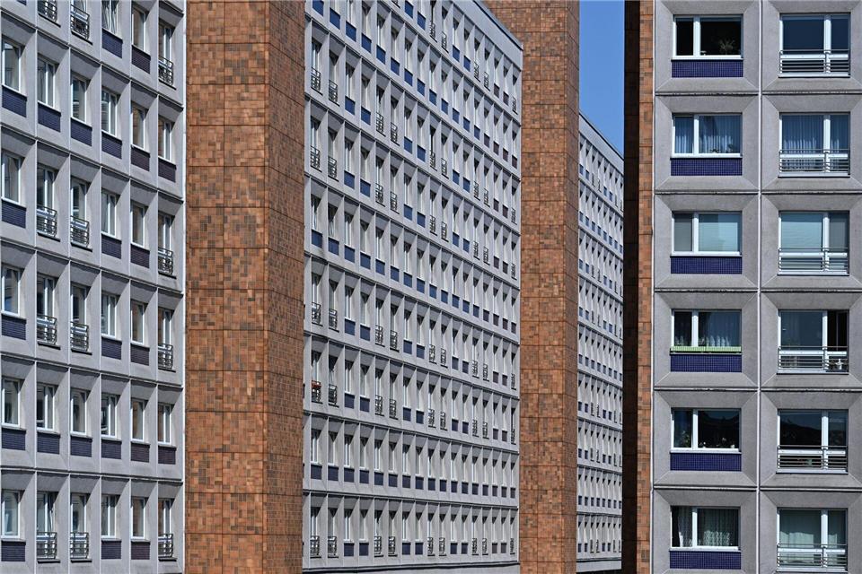 Der schwarz-rote Senat will Bauen in Berlin erleichtern und beschleunigen. (Symbolbild) Soeren Stache/dpa