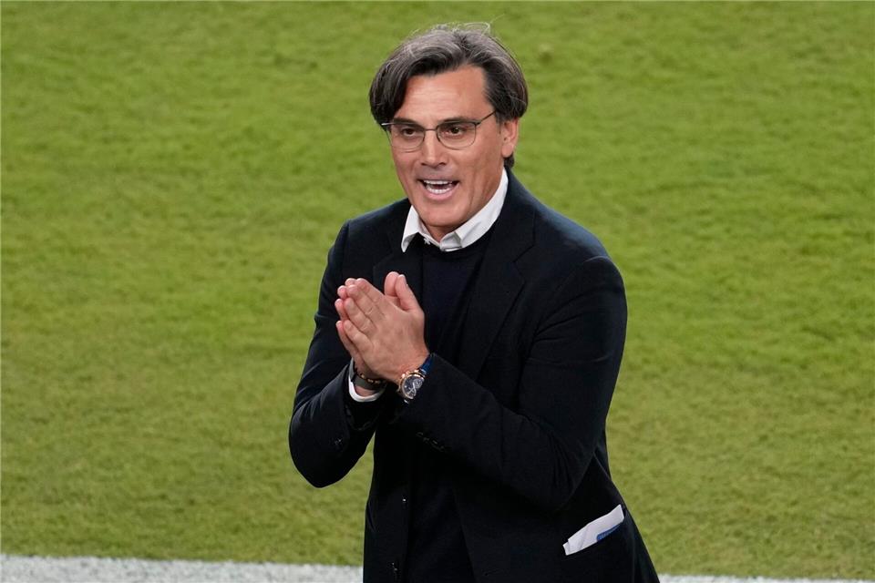 Der türkische Nationaltrainer Montella hielt ein leidenschaftliches Plädoyer für seine Spieler. (Archivbild)Jeff Chiu/AP/dpa