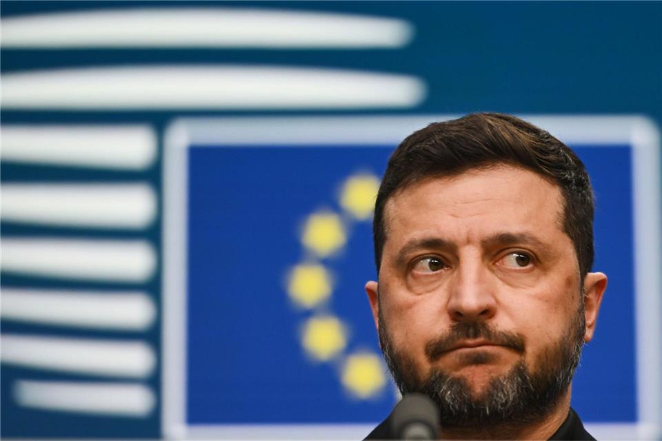 Der ukrainische Präsident Selenskyj war als Gast beim EU-Gipfel dabei.Harry Nakos/AP/dpa