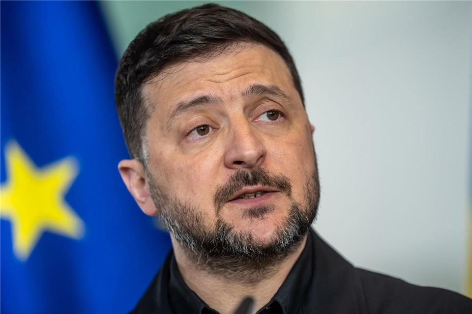 Der ukrainische Präsident Wolodymyr Selenskyj fordert eine rasche EU-Mitgliedschaft seines Landes. (Archivbild)Michael Kappeler/dpa