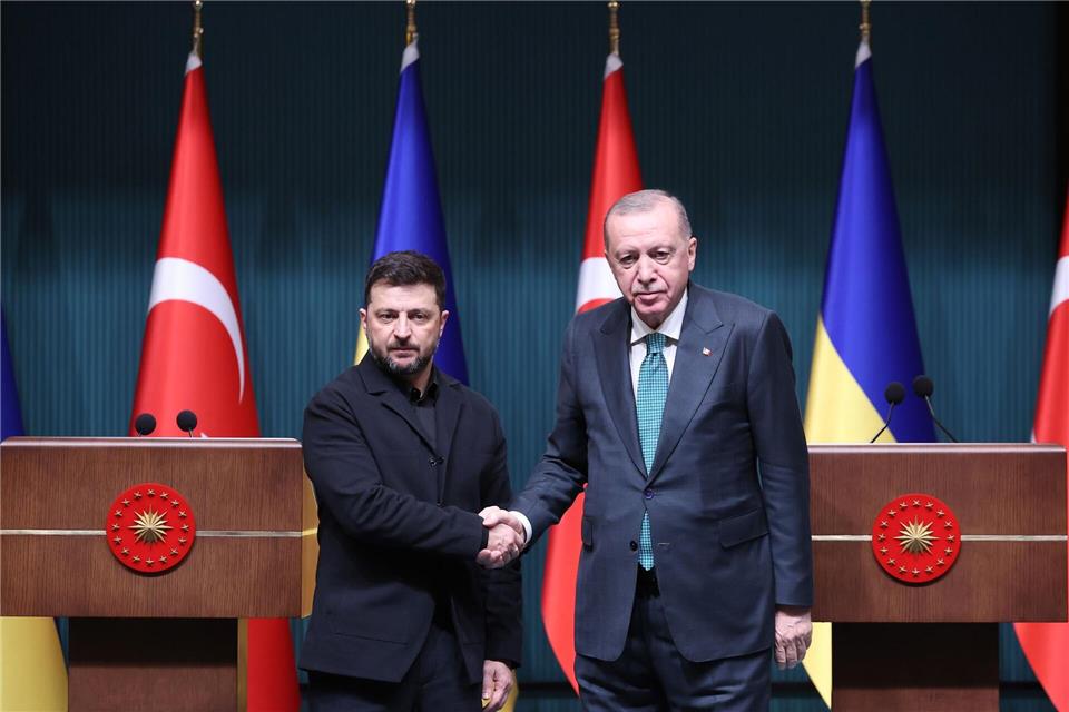 Der ukrainische Präsident Wolodymyr Selenskyj hat Gespräche mit dem türkischen Präsidenten Recep Tayyip Erdogan angekündigt. (Archivbild)Yavuz Ozden/DIA Photo/AP/dpa