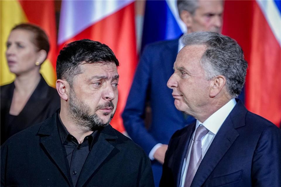 Der ukrainische Präsident Wolodymyr Selenskyj hat dem US-Vermittler Steve Witkoff Respektlosigkeit gegenüber der Ukraine vorgeworfen. (Archivbild)Kay Nietfeld/dpa-Pool/dpa