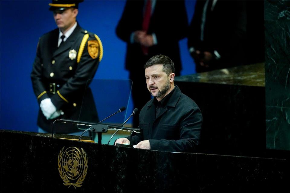 Der ukrainische Präsident setzte sich für die internationale Unterstützung Moldaus ein.Kay Nietfeld/dpa