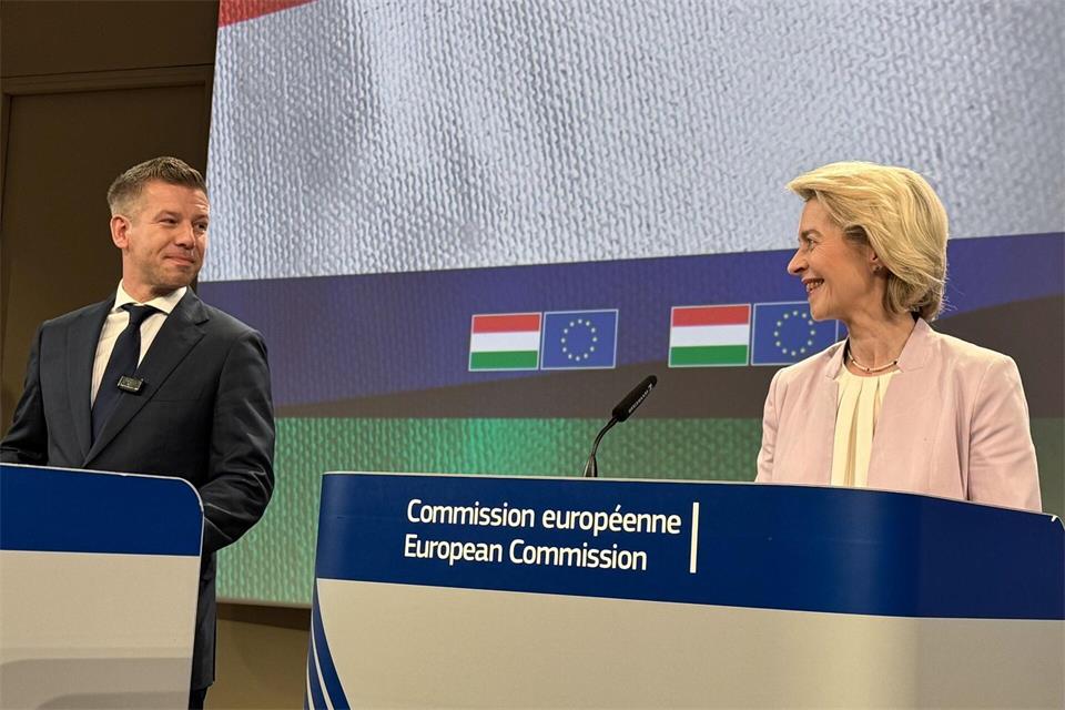 Der ungarische Ministerpräsident Peter Magyar und seine Regierung hoffen auf eine schnelle Freigabe von EU-Mitteln. (Archivbild)Leonie Asendorpf/dpa