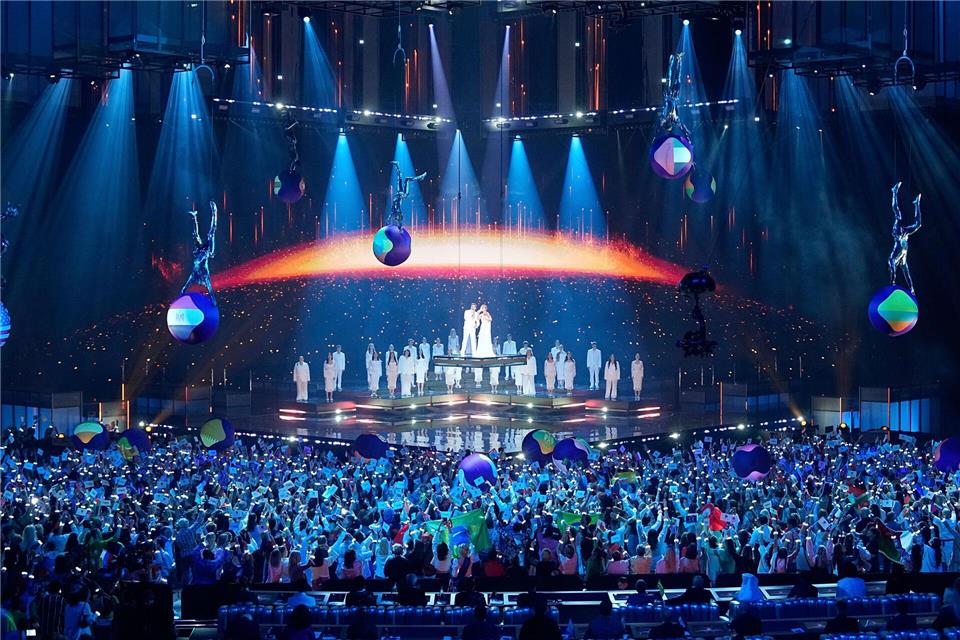 Braver als der ESC: Bei Moskauer Intervision siegt Vietnam Der wiederbelebte Musikwettbewerb Intervision war als aufwendige Fernsehshow inszeniert.Alexander Zemlianichenko/AP/dpa