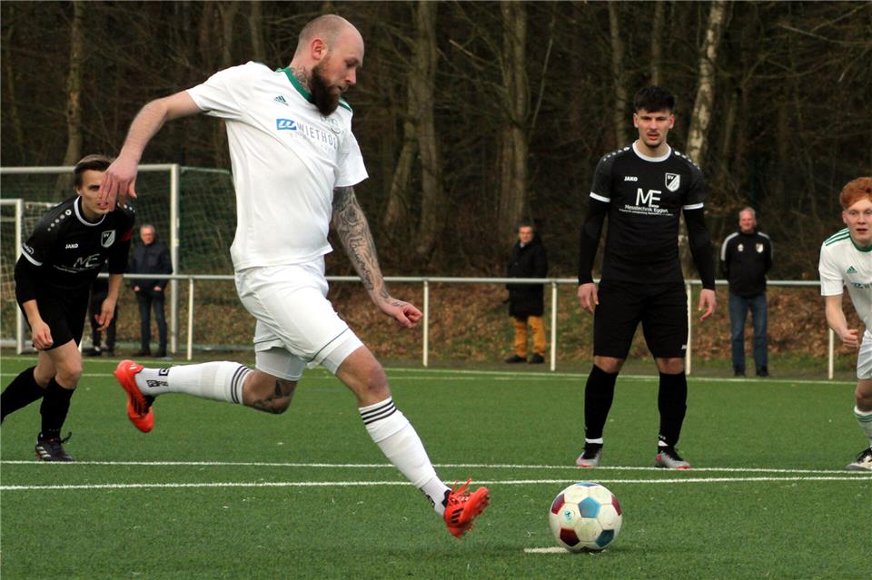 Derbytore schmecken besonders süß: Der Velener Philipp Schulz würde allzu gerne in der Nachbarschaft seinen derzeitigen Saison-Kontostand von sieben Toren erhöhen.
