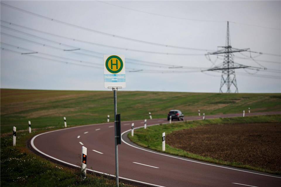 Derzeit gibt der Verband Deutscher Verkehrsunternehmen (VDV) dem ÖPNV in Sachsen-Anhalt die Note 4,1. (Archivbild)Jan Woitas/dpa