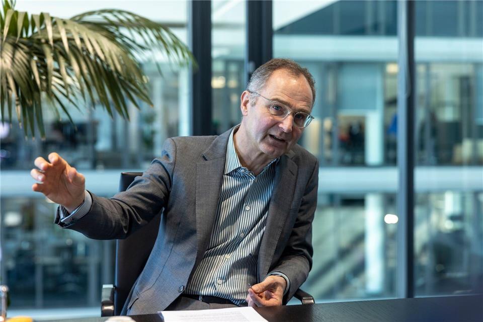 Deutsche-Börse-Chef Stephan Leithner plädiert für einen Ausbau der privaten und betrieblichen Altersvorsorge.Helmut Fricke/dpa