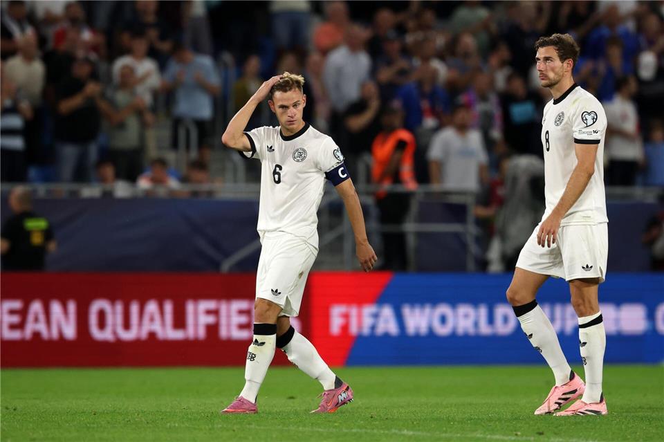 Trotz Slowakei-Schlappe: So kommt Deutschland zur WM Deutschland kann trotz der Niederlage in der Slowakei noch Gruppensieger werden. Christian Charisius/dpa