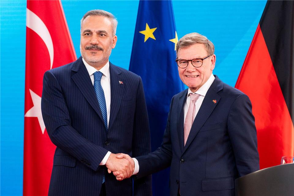 Deutschland und die Türkei setzen weiterhin auf eine diplomatische Lösung im Iran-Krieg. Christophe Gateau/dpa